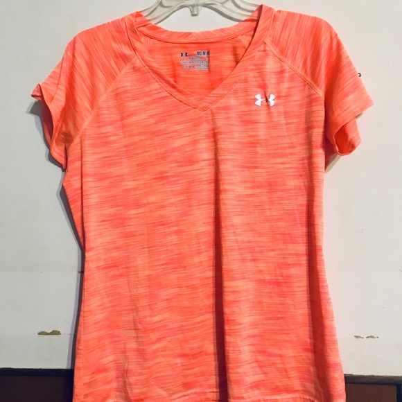 Under Armour Tops - Under armour shirt semi-fitted heatgear medium EUC